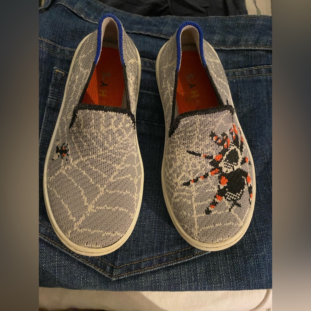 Rothys spider shoes